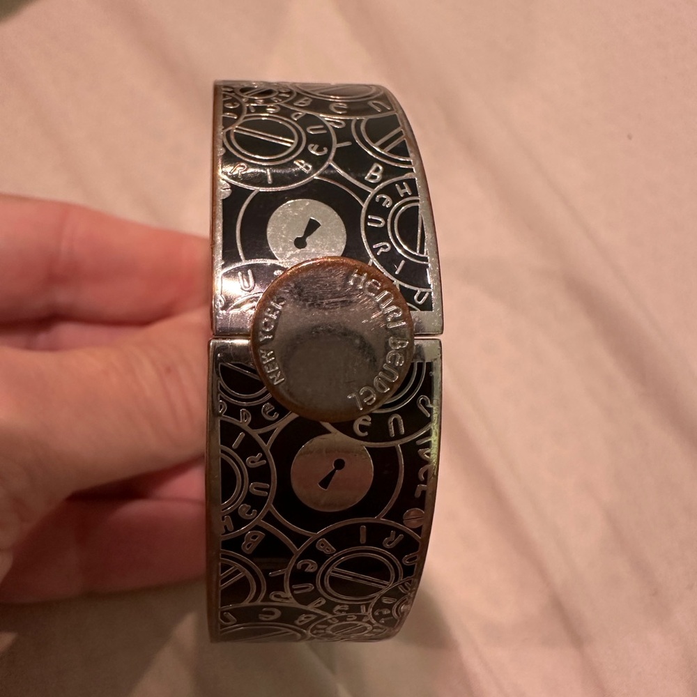 HENRI BENDEL Black and Silver Hinged Bracelet